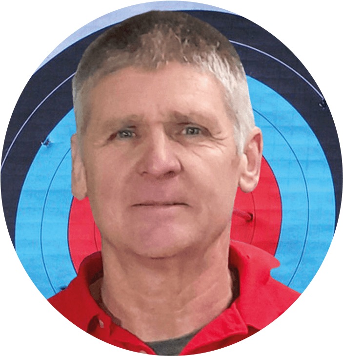 Kezdő íjászoktatás-oktatónk Csontos Gábor